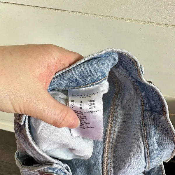 American Eagle Women’s 12 Short Highest Rise 90s Boyfriend Very Distressed Jeans - Image 8