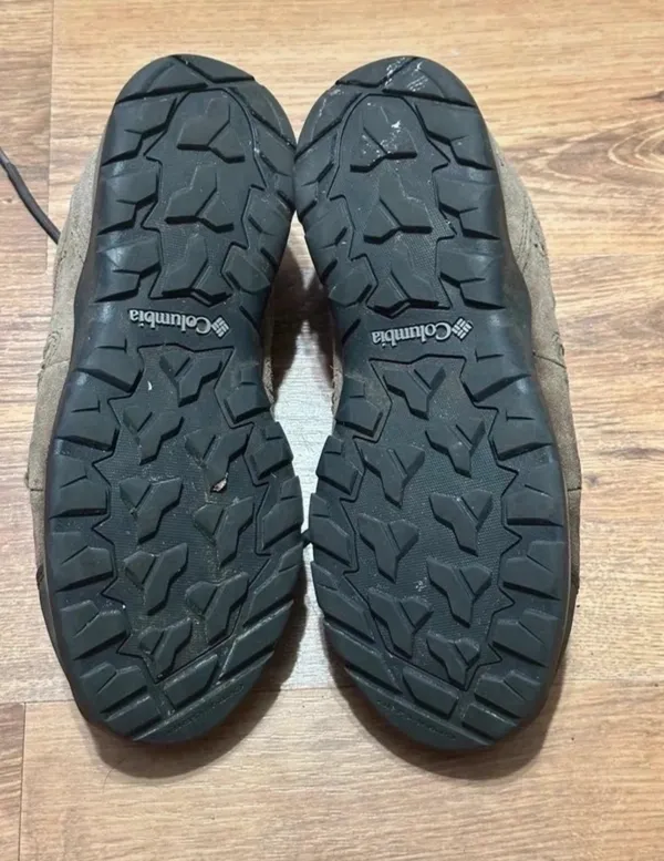 Women’s Columbia Hiking Shoes Waterproof - Image 8