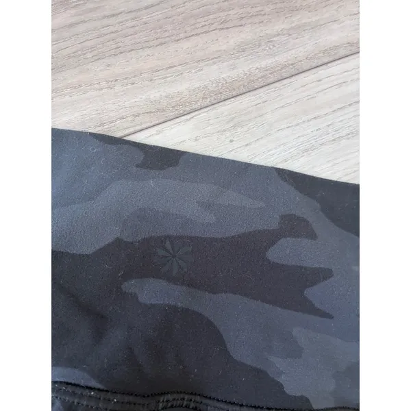 Athleta Salutation Camo Jogger Black Charcoal Grey Camouflage Pants Small - Image 5