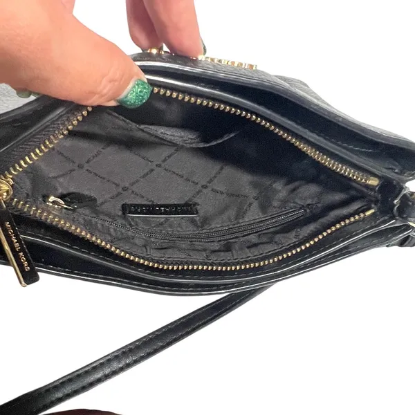 Michael‎ Kors Trisha Crossbody Women Medium Black Pebbled Leather Gold Hardware - Image 9