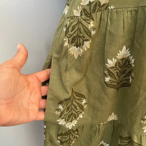 Old Navy Green and white midi dress #tiered #cottagecore size M - Image 3