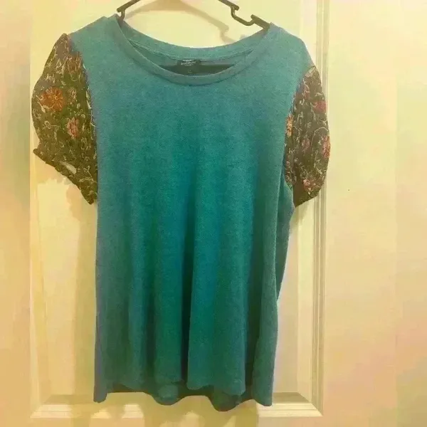 Bobeau Short Sleeve Shirt Size Large, Perfect Condition - Image 2