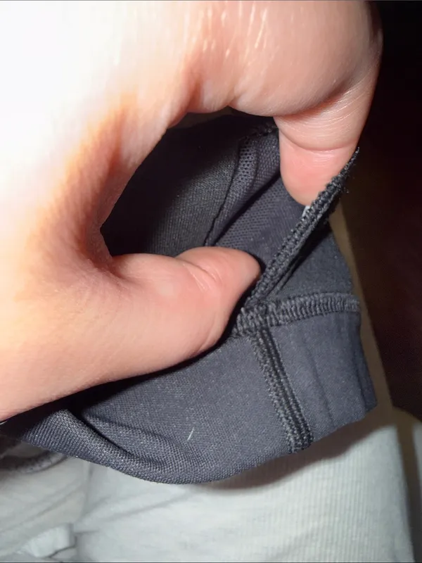 Women’s Lululemon Energy Bra in ombré speckle stop jacquard in black and white - Image 5