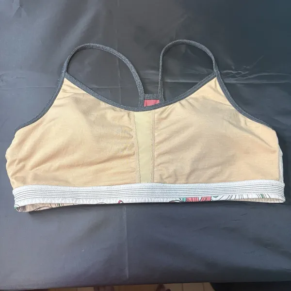 Lululemon Ujjayi Secret Garden Floral Sports Bra Size 10 - Image 7