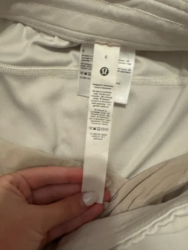 Lululemon Softstreme Pants - Image 4