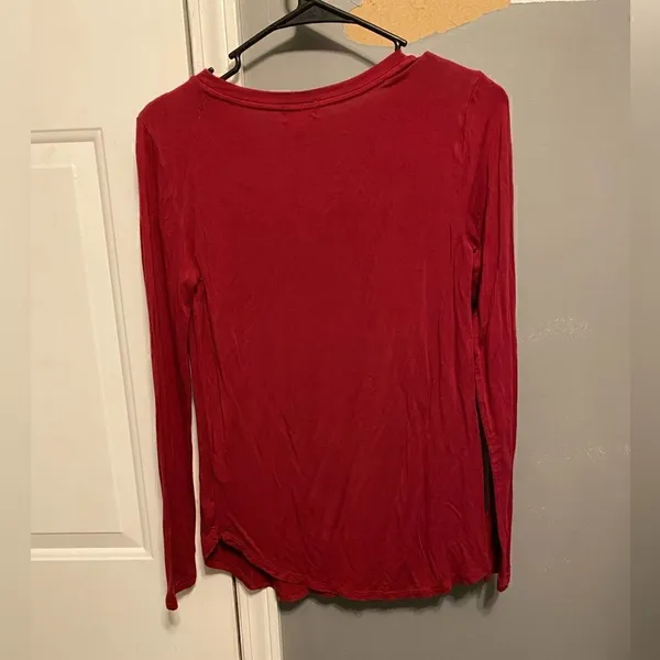 Old Navy Long Sleeve Shirt Size Small - Image 2