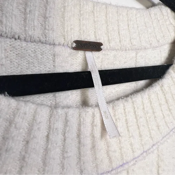 Free People Venus tunic Cream Cowl Neck Sweater size M oversized‎ cozy - Image 6