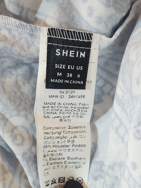 Shein Blue and White Floral Paisley Maxi Skirt Size Medium NWOT - Image 5