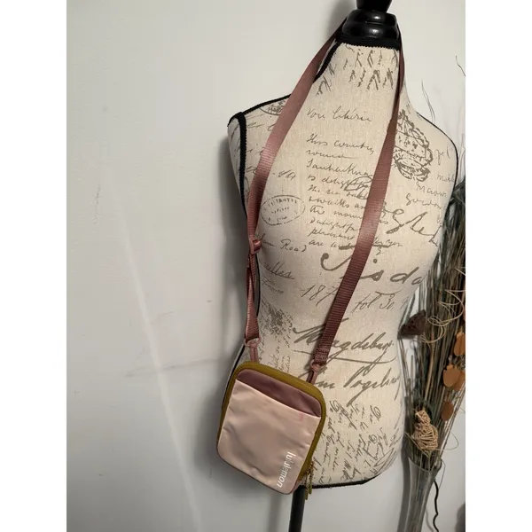 Lululemon‎ Easy Access Crossbody One Size - Image 2