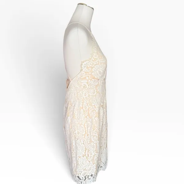 Dress Forum L Ivory Lace Open Back Cocktail Occasion Dress Wedding Halter Mini - Image 4