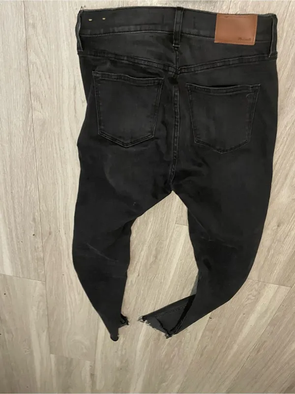 Madewell Black Skinny Jeans with Raw Hem - Image 3
