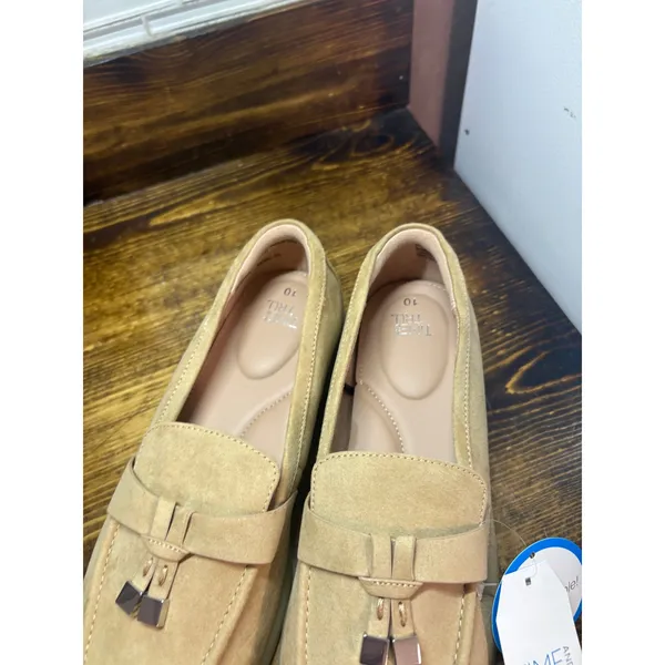Time & Tru Tan‎ Tassle Loafers Size 10 - Image 5