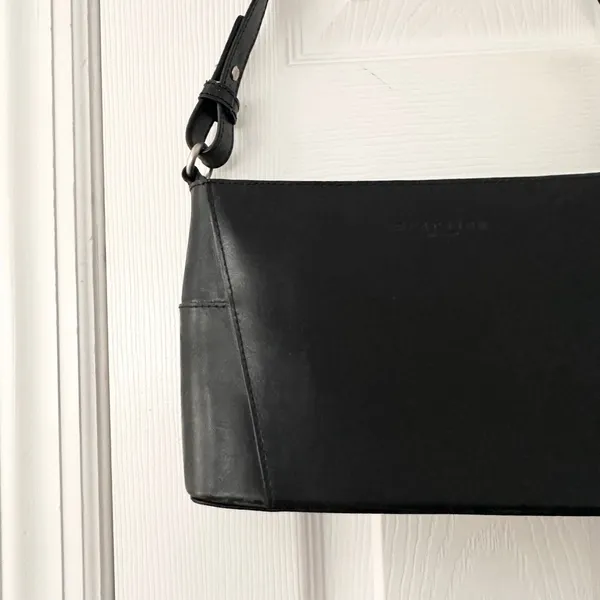 Kenneth Cole Reaction Black Leather Structured Mini Y2K Vintage Shoulder Bag - Image 3