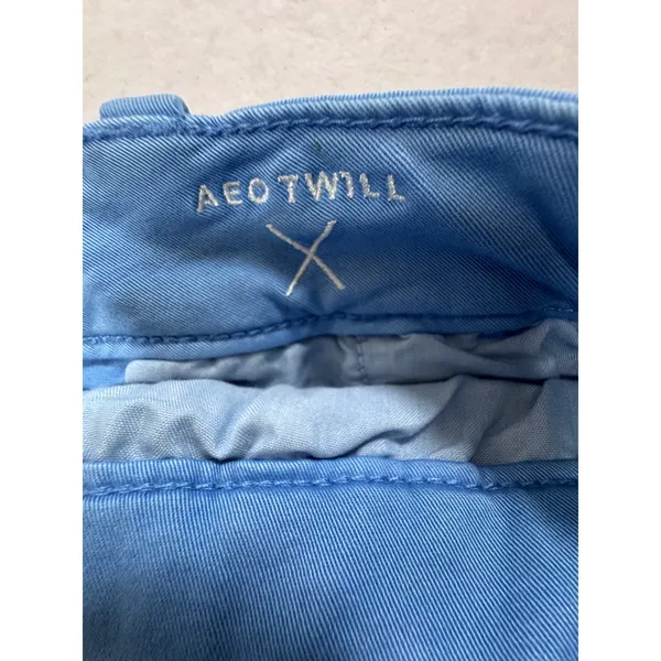 American Eagle Outfitters AEO Twill Midi Super Stretch Blue Chino Shorts Size 8 - Image 3