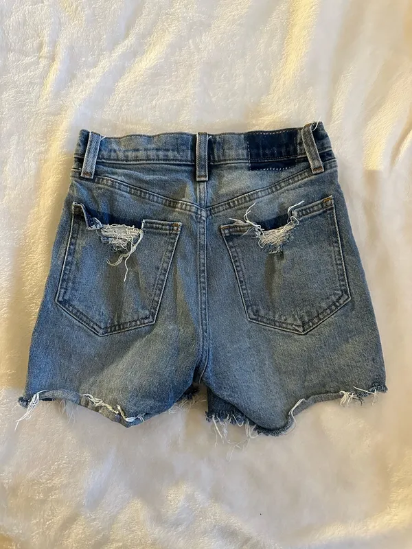 Abercrombie Mom Shorts - Image 2