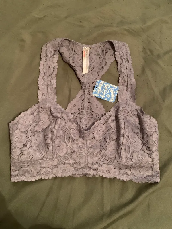 Free People NWT Lace Racerback Bralette - Image 3