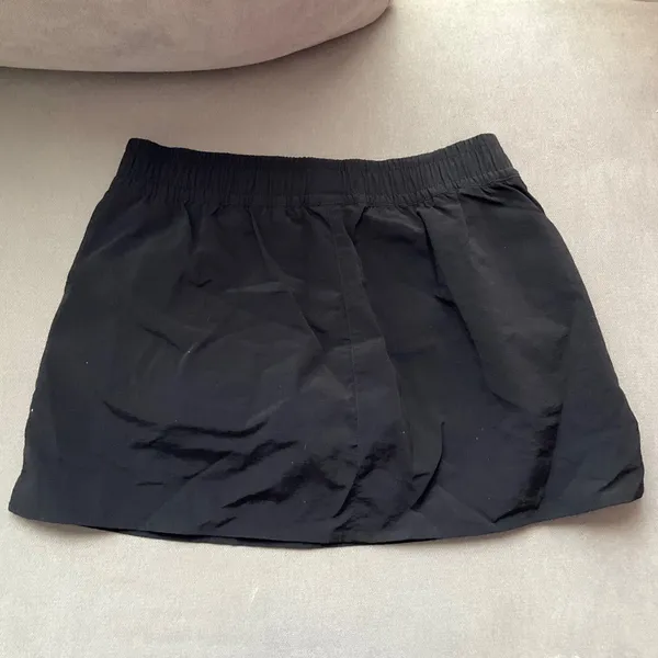 Alo Yoga Alumni Tennis Skirt Black S - Image 9