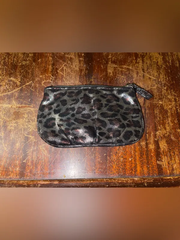 Victoria’s Secret Coin Purse - Image 2