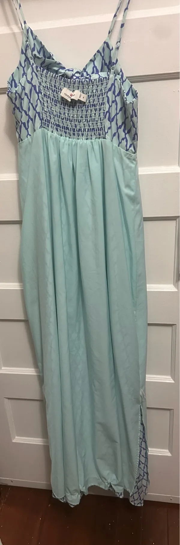 Vineyard Vines Blue Geo Print V-Neck Smocked Sleeveless Maxi Dress Size S - Image 11