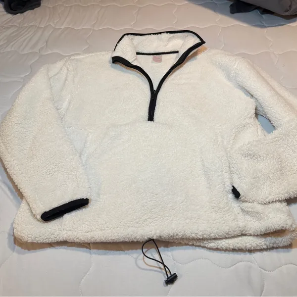 No Boundaries Juniors Plush Pullover quarter zip - Image 2