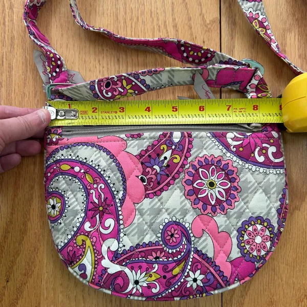 Vera Bradley Very‎ Berry Pink Gray Paisley Hipster Shoulder Crossbody Bag Purse - Image 4