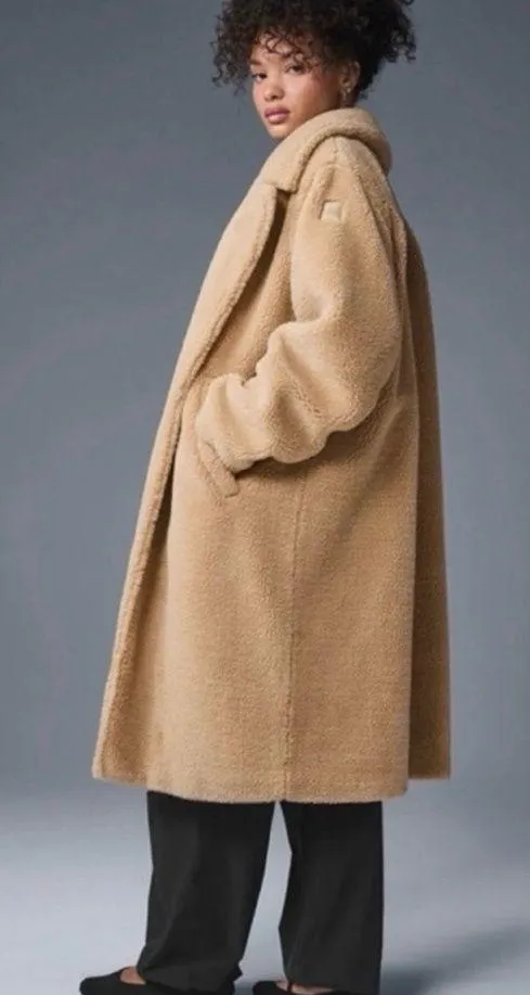 Alo Yoga Oversized Sherpa Trench Coat In Camel Teddy Jacket Size Small - Image 2