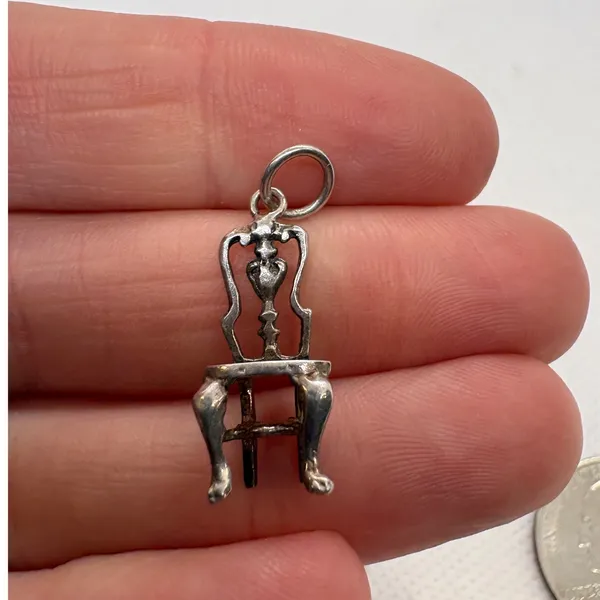 Vintage Sterling Silver Chair Charm Miniature Furniture Pendant 1.36g - Image 2