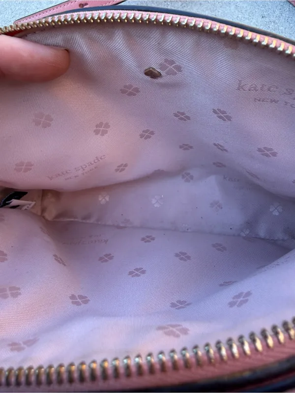 Kate Spade Mini Dusty Pink Crossbody Purse with Gold Hardware - Image 4