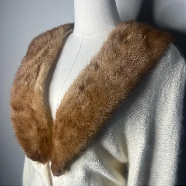 Vintage Linden O Fur Collar Silk Knit Cardigan Sweater Luxury Grandma Chic - Image 5
