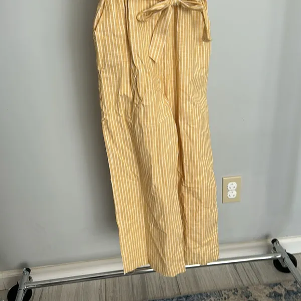 Copper Key Yellow White Striped Jumpsuit Womens Large Wide Leg Smocked Tie Waist - Image 3