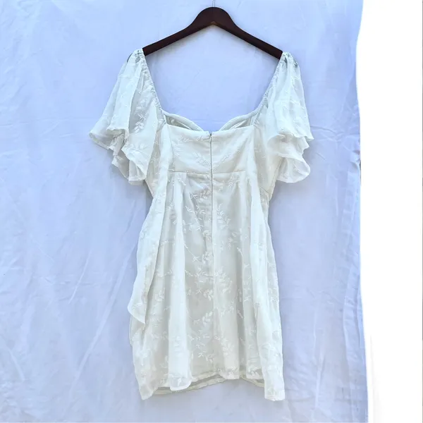 Selfie Leslie | Nwt Xl Aphrodite Molded Bust Angel Sleeve Wrap Dress Embroidered - Image 11