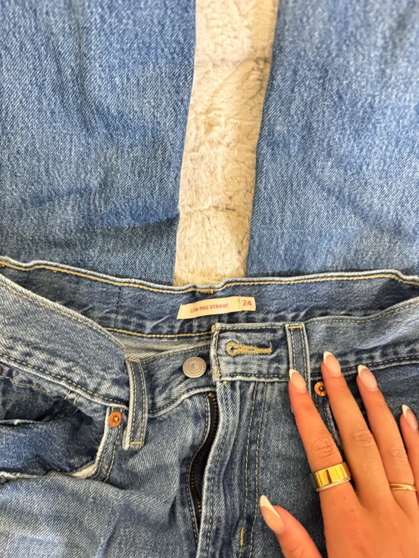 Levi’s low rise jeans - Image 3