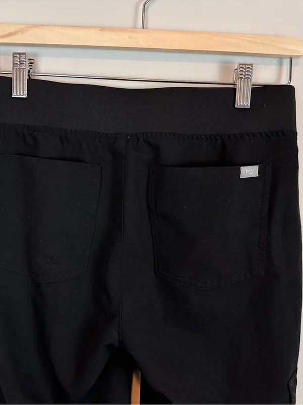 FIGS Technical Collection High Waisted Black Cargo Jogger Scrub Pants XS Petite - Image 9