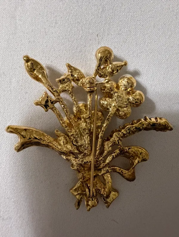 Vintage Gold Tone Floral Bouquet Brooch Faux Pearl Amber Rhinestone Pin - Image 3