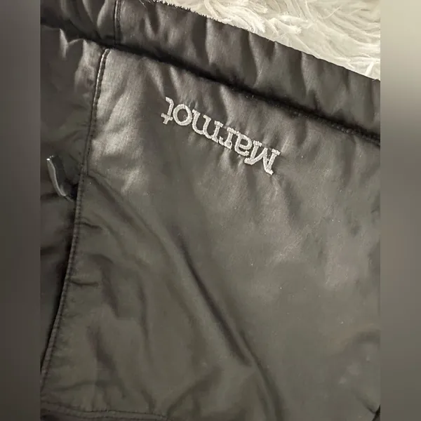 Authentic Marmot black‎ womens vest S - Image 4