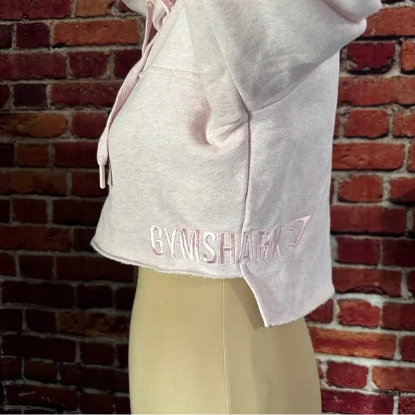 Cropped gymshark hoodie size small - Image 5