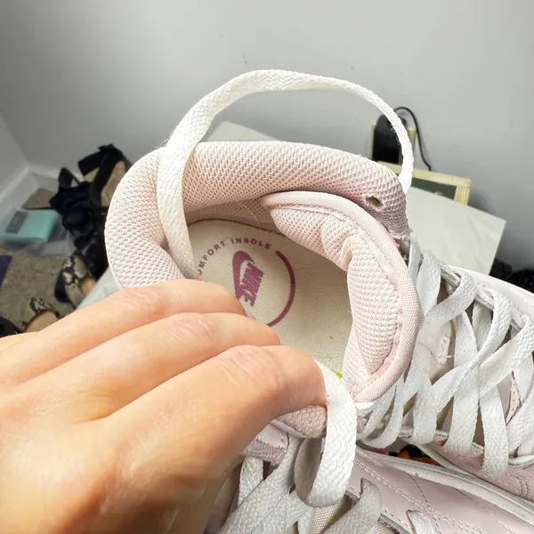 Nike Court Royale 2 Mid Top Women’s Shoes Sz 6 Pastel Pink - Image 9