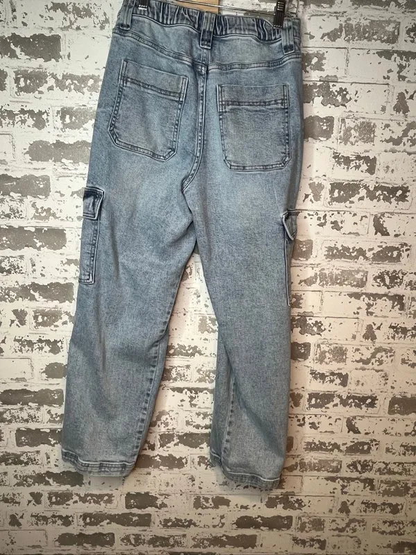 Vervet | women light wash cargo denim jeans 26 - Image 10