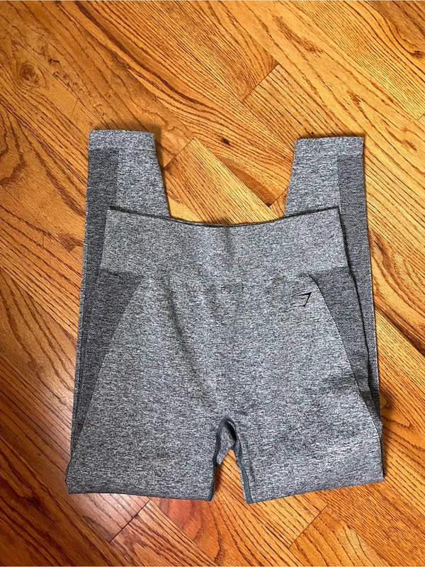 Gymshark Grey Seamless Leggings - Image 3