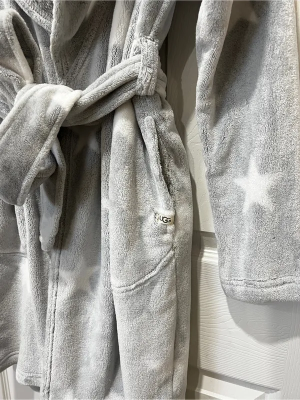 UGG Miranda Robe Grey/White Stars Hooded Cozy Fleece Plush Long Sleeve - Image 7