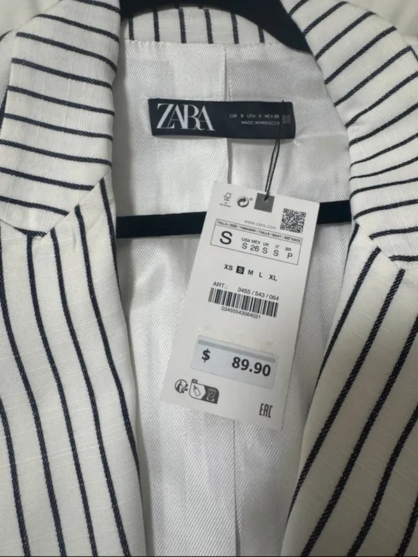 Zara Oversized Black and White Striped Blazer - Image 3