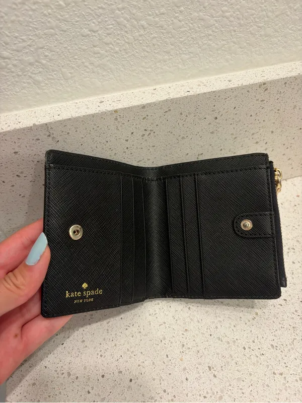 Kate Spade Cameron Street Wallet-Navy/Multi Small BLUE FLORAL EUC - Image 3