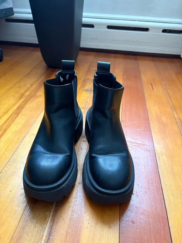 H&M Black boots - Image 2