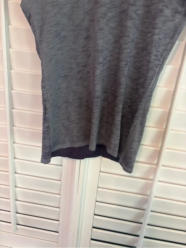 Harley Davidson Purple Burnout Wash V Neck Top Size Small - Image 4