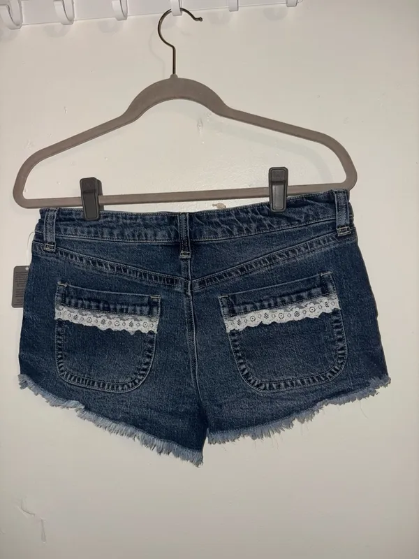 Carter Denim Lace Shorts - Image 6