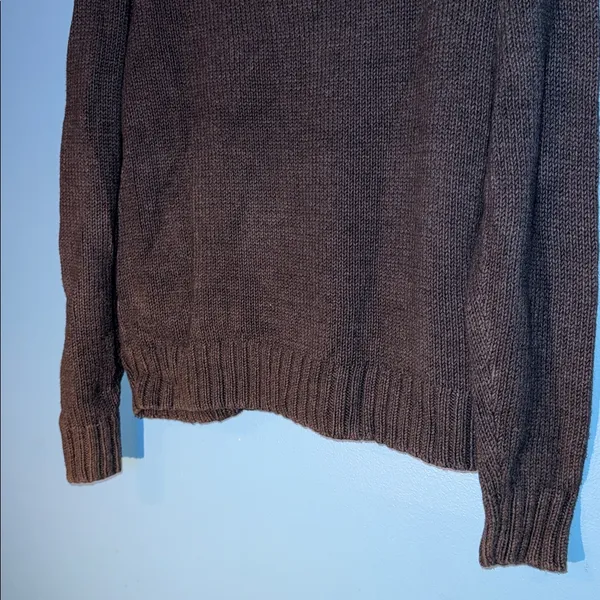 Old Navy V-Neck Sweater in Dark Gray - Image 6