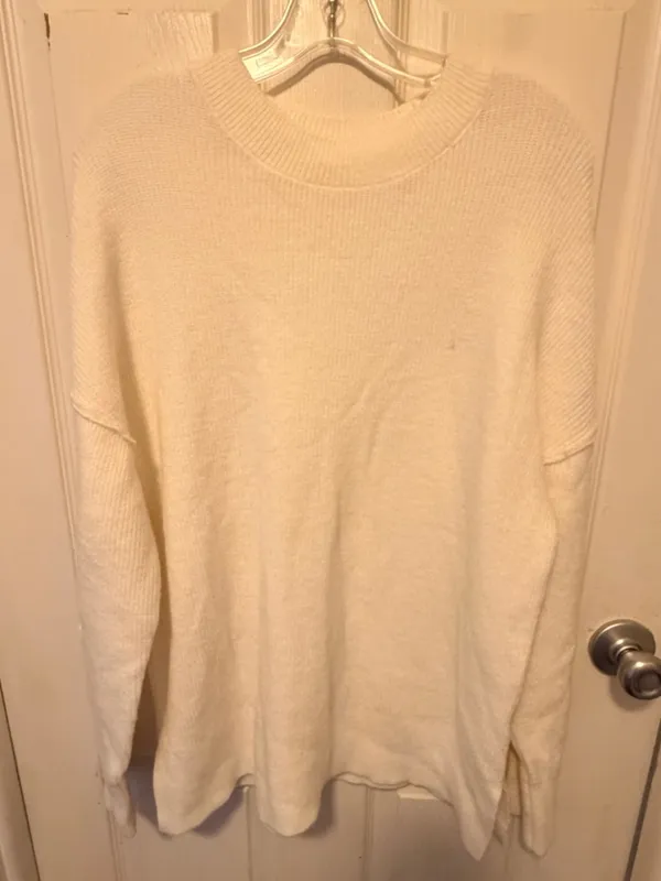 Thread & Supply Cashmere Blend Sweater nwot - Image 3