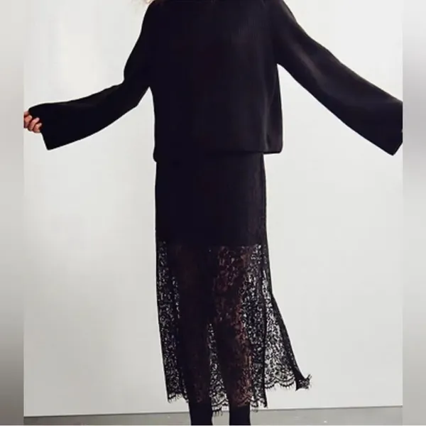 Gap Black Lace Midi Midi Skirt(Size XXS) - Image 4