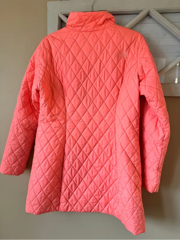 The North Face Women's Liana Insulated Quilted Jacket in Lt Coral - Sz L Flaw - Image 6