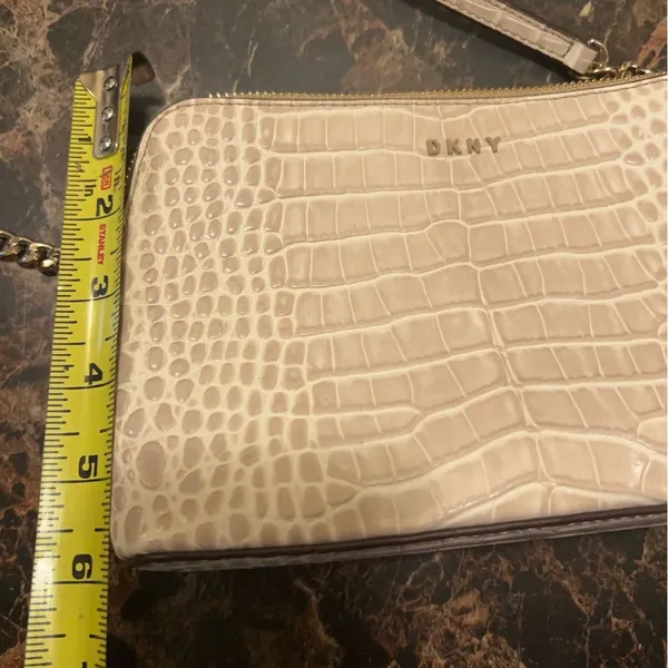 DKNY Cream Crocodile-Embossed Cow Leather Camera Bag with gold tone hardware - Image 4